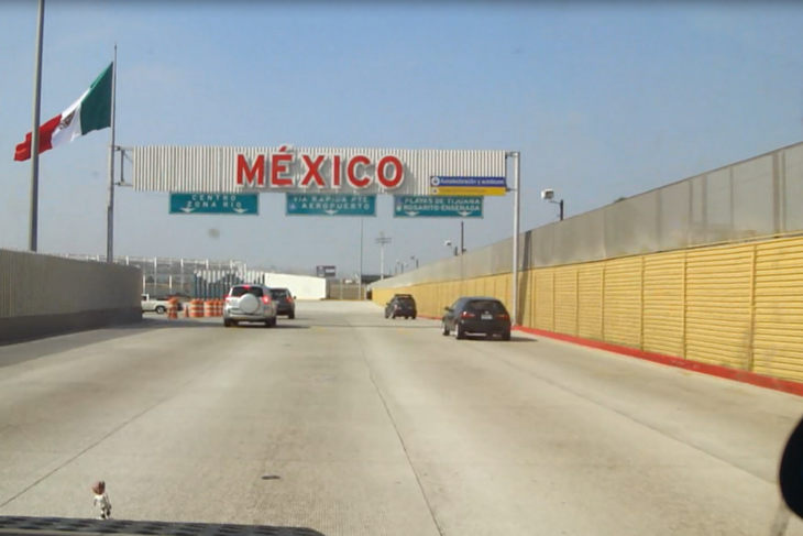 Grenzüberquerung von Kalifornien nach Tijuana, Mexiko